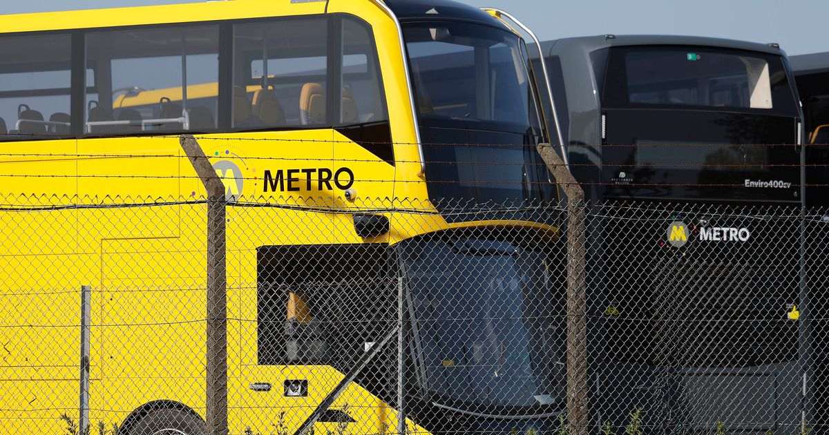 Buy British buses to save 400 Scottish jobs at Alexander Dennis, says MP