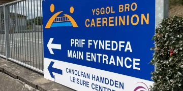 Teacher who drank alcohol in ‘mini-rave’ lesson and swore at pupils is struck off