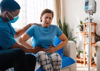 ‘I was diagnosed with bowel cancer at 24, never ignore these 3 symptoms’