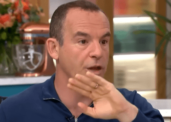 Martin Lewis says £5.69 sheet cuts bills and makes house warmer