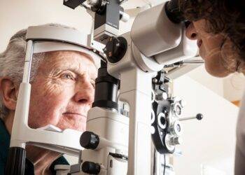 High blood pressure: Full list of eye-related symptoms that may be a sign of hypertension