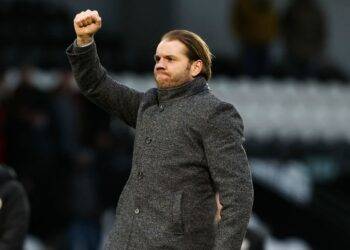 Robbie Neilson shrugs off Stephen Robinson referee claims as Hearts boss insists ‘key decisions were right’