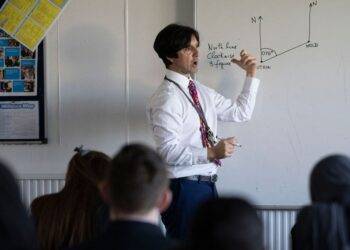 Schools taking part in trialling longer days confirmed by Welsh Government