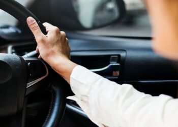 UK could become electric vehicle powerhouse thanks to lithium deposits, claims company