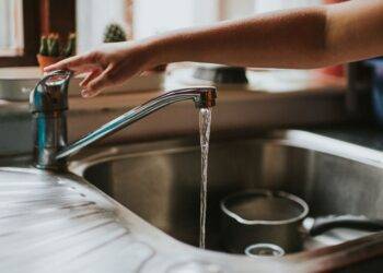 Water bills in Scotland to rise as cost of living crisis escalates