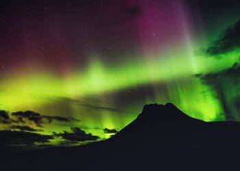 When Northern Lights will appear in Scotland this weekend as Met Office predicts auroras