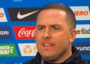 Mark Fotheringham stunned by ‘Braveheart’ question as Hertha Berlin coach tells reporter ‘that’s not funny’