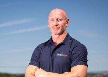 Rugby legend Thomas encouraging people to get tested following Tackle HIV report