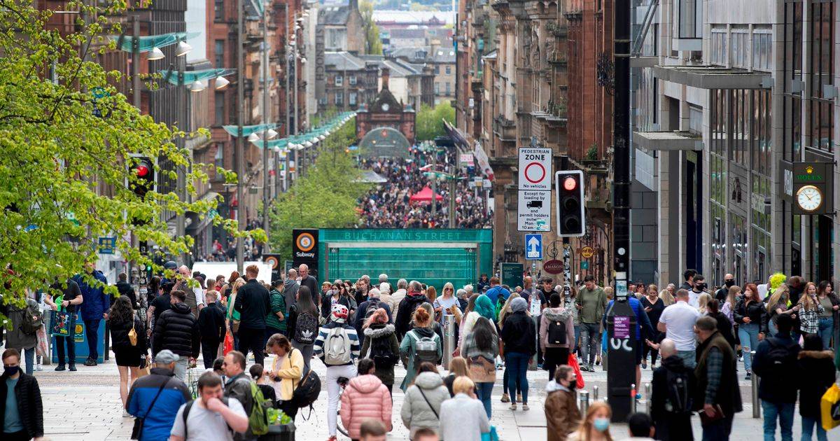 Flaccid footfall figures prompt plea for high street support