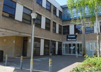 Lecturer who brought porn to college is banned from teaching