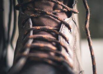 How-To-Pick-The-Best-Pair-of-Lace-Up-Boots