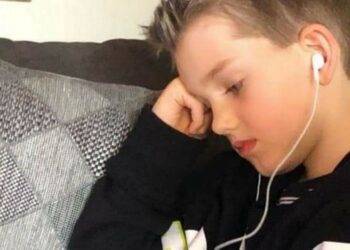 ‘Brave’ nine-year-old motocross star set to lose leg in heartbreaking cancer battle