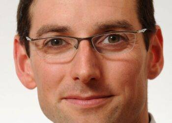 Hiring activity in Scotland slows amid steep decline in staff availability