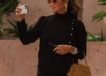 EQUINOX SPORTS CLUB ADDS CATWALK TO THEIR REGIME AS THEY WELCOME OC FASHION WEEK® OPENING DAY