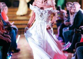 The Oza Woman Shines at the Bristol Fashion Show: A Blend of Culture, Creativity, and Philanthropy