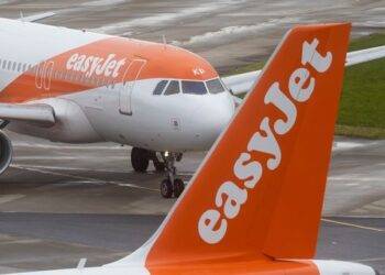 Baggage handler reveals four items you should never pack when flying with UK airlines