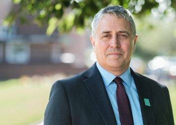 Welsh universities ‘must work harder’ to attract local teenagers