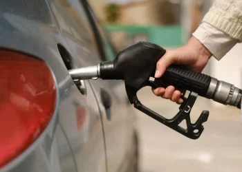 Drivers told to fill up their car’s fuel tank before hot weather arrives