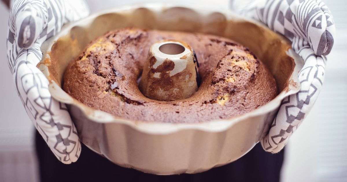 French chef shares ‘simplest ever’ one pot cake recipe ready in under an hour
