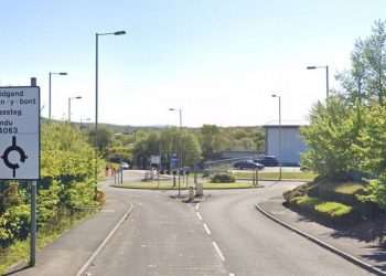 New road for 400-house development could be delayed