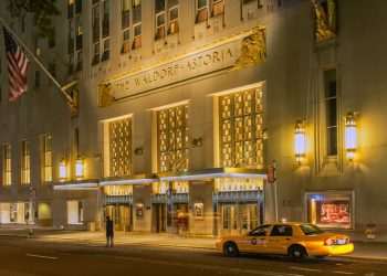 what the history of this legendary hotel says about today’s crisis of the American establishment