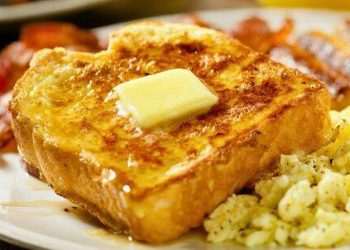 French toast will be ‘tastier and fluffier’ if you ditch frying pan and cook this way instead