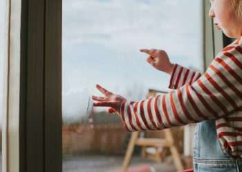 ‘Householders urged to leave bedroom curtains open all night from September’