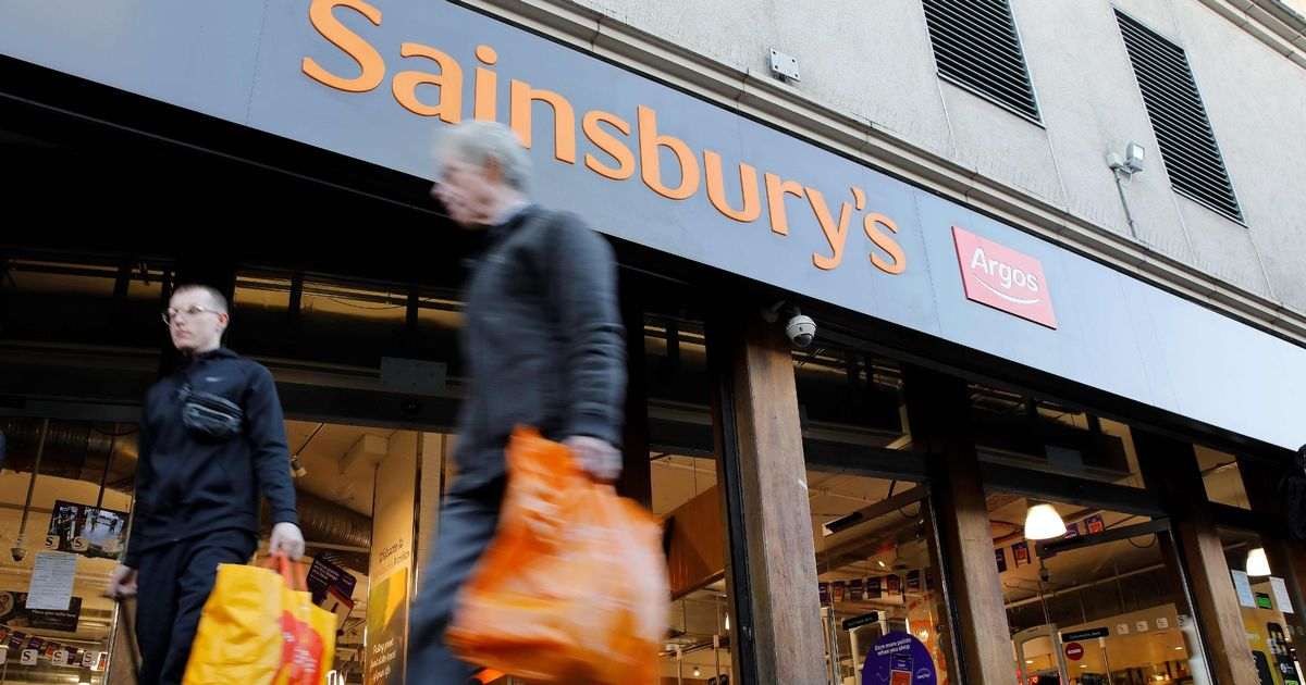 Sainsbury’s ‘gorgeous’ £25 jacket shoppers say is ‘good for all weather’