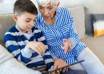 Tech fans rush to buy £30 Acer Chromebook tablet that is ‘perfect for work and play’