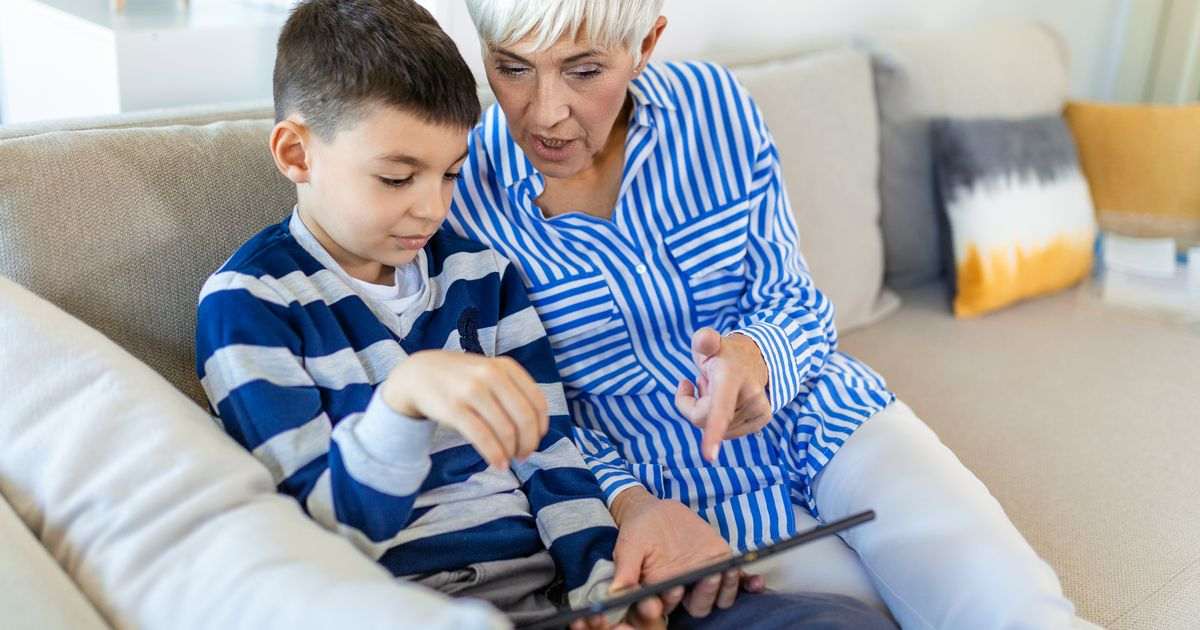 Tech fans rush to buy £30 Acer Chromebook tablet that is ‘perfect for work and play’