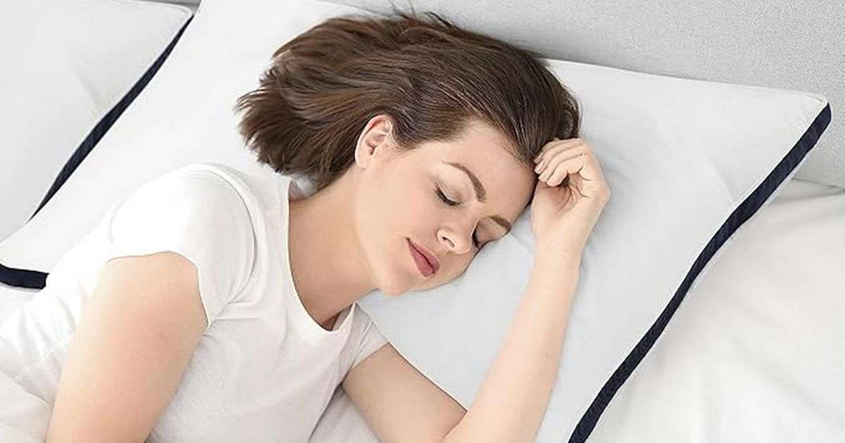 Four pack of ‘hotel quality’ pillows that are ‘extremely comfortable’ drop to only £20