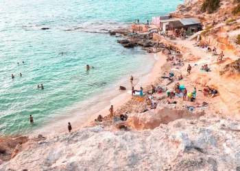 Three major Spanish holiday destinations slammed as ‘overrated’ as locals ‘reach limit’