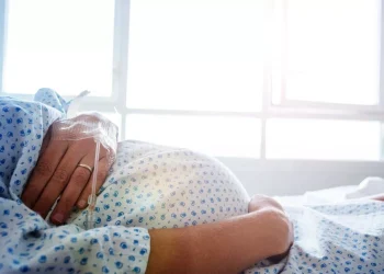 Scots mums speak out over ‘obvious’ decline in maternity services as women ‘waiting days to be induced’