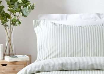 Bedding snob ‘absolutely amazed’ by under £30 stylish duvet set ‘like a warm hug’