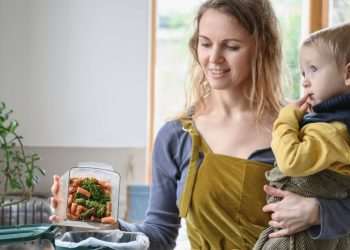 Common kitchen item that could help stop food waste bin smells