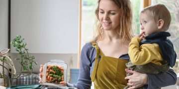 Common kitchen item that could help stop food waste bin smells
