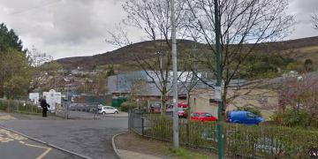 Welsh teacher’s inappropriate messages to teenager exposed in deluge of emails
